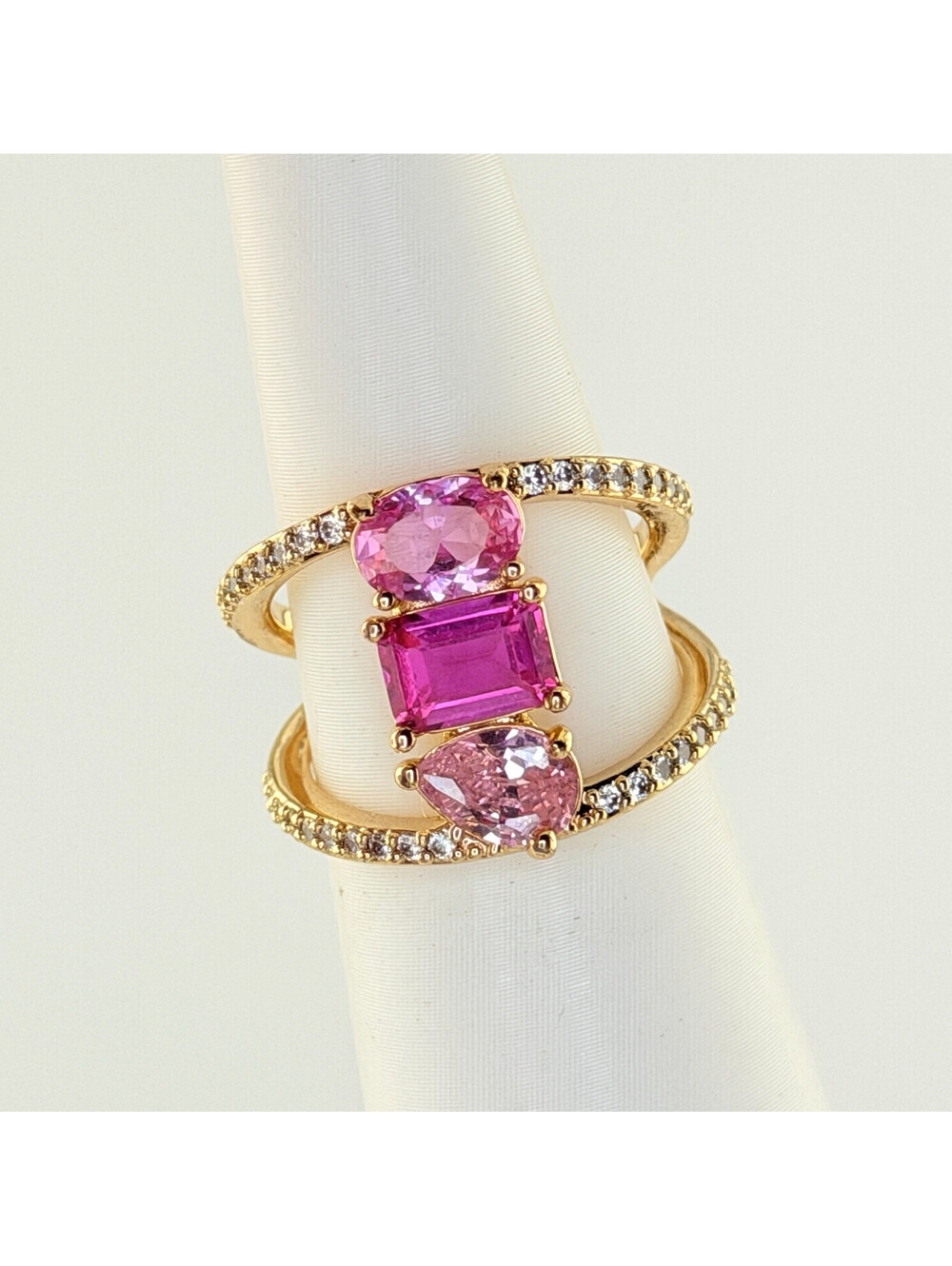 Bomb Party Ring Sz 6 "Orbiting Kisses" Pink Ombre CZ on Yellow Gold RG15646
